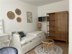 meuble à la location -   59000  LILLE, surface 17 m2 location meuble - UBI417513618